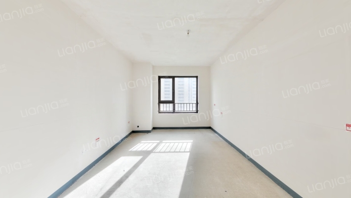 中海铂悦府三期二手房实景图