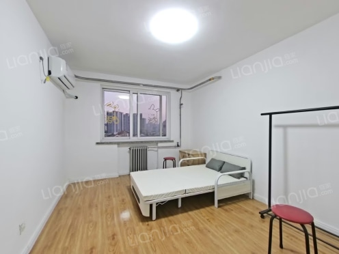 整租·佳木斯路 2室1厅 南