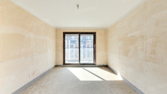 中南樾府二手房实景图