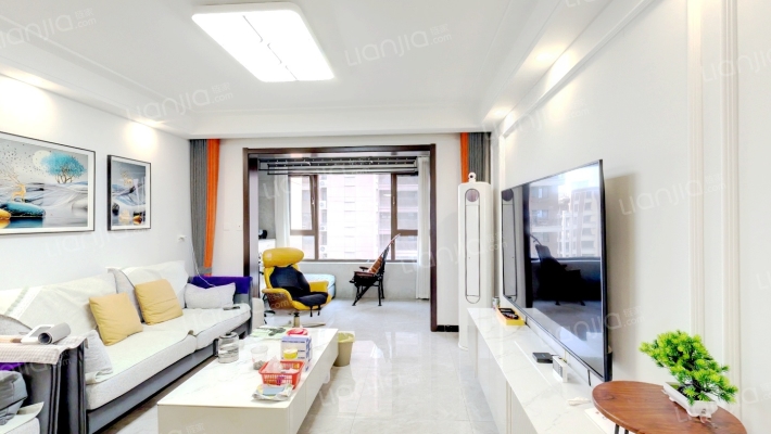 万合名著二手房实景图