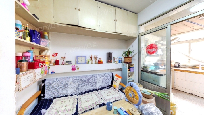 长德街二手房实景图