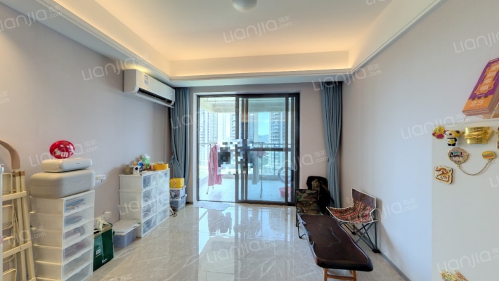 保利卓越中环广场二手房实景图