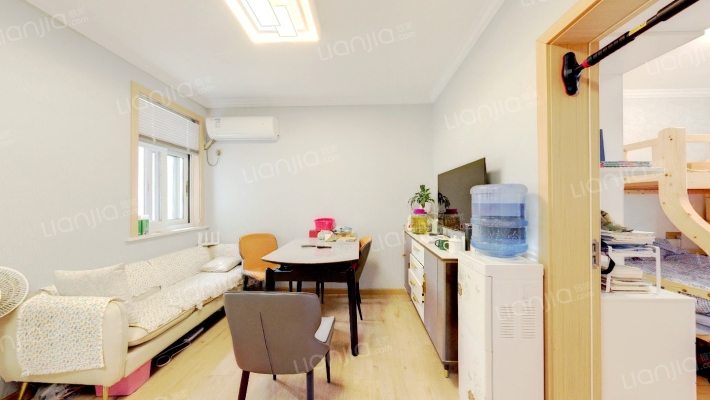 美凌苑二手房实景图