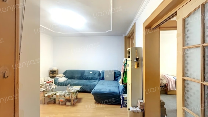 商务街小区二手房实景图