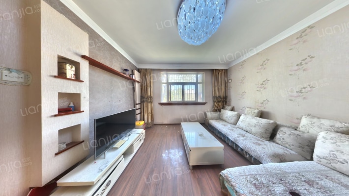 嘉秀园二手房实景图