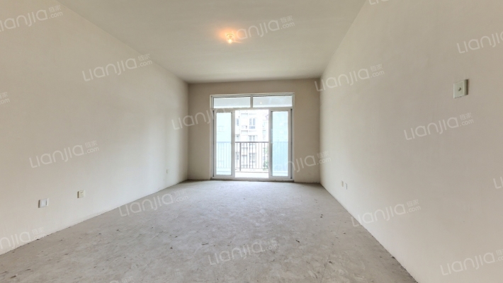 固城湖佳苑二手房实景图