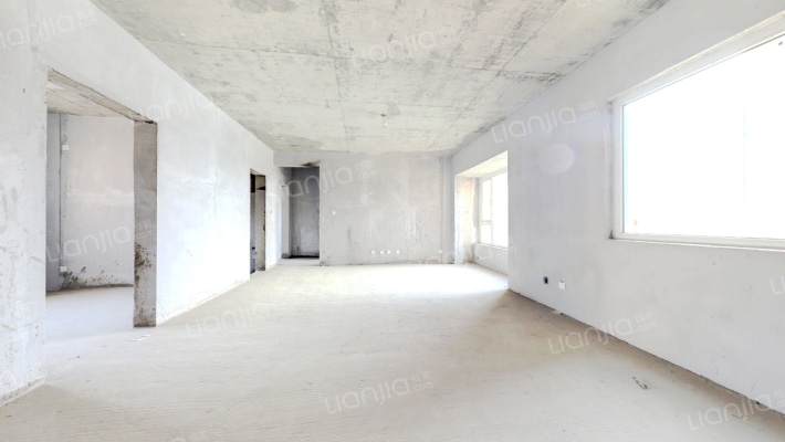 泰祺棕榈湖三期二手房实景图