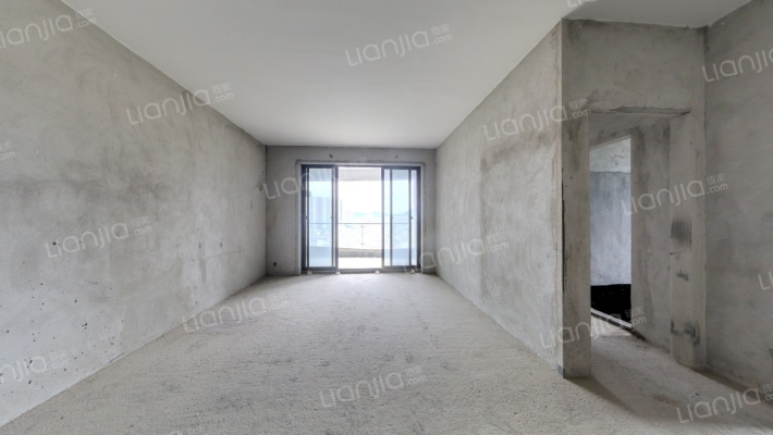 丽江东岸二手房实景图