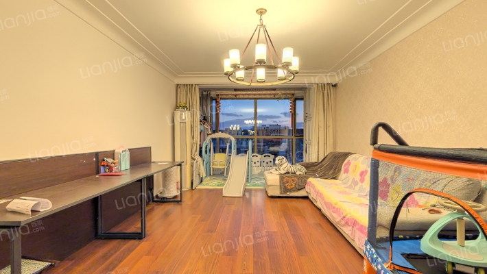 山水名园三期二手房实景图