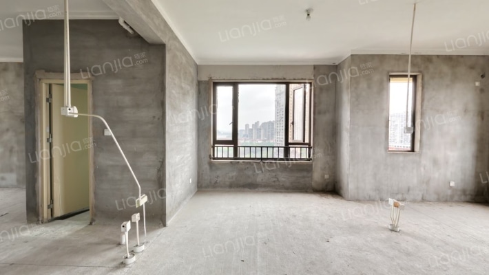 大东海世茂天玺二手房实景图