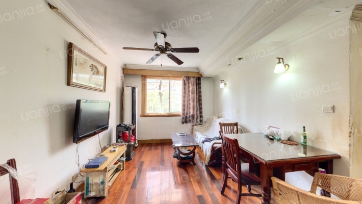 广联新苑二手房实景图