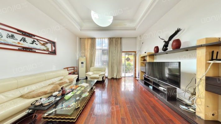 山姆小镇二手房实景图