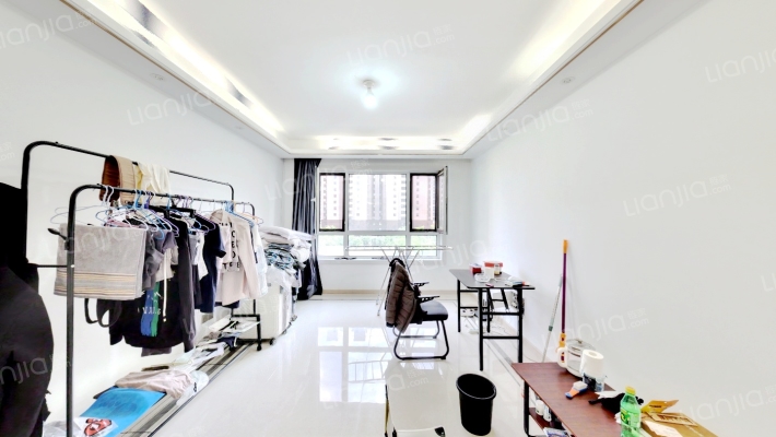 中铁逸湖二手房实景图