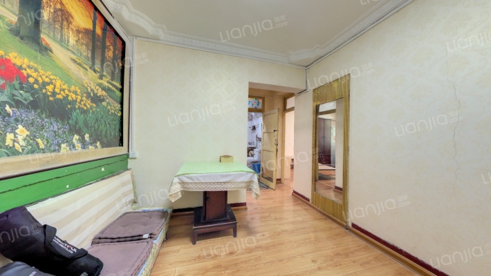 林业厅住宅区二手房实景图