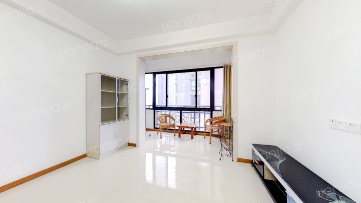 皇家花园二手房实景图