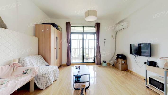 东立国际二手房实景图