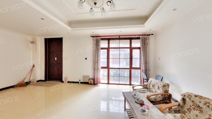 香格里拉二手房实景图