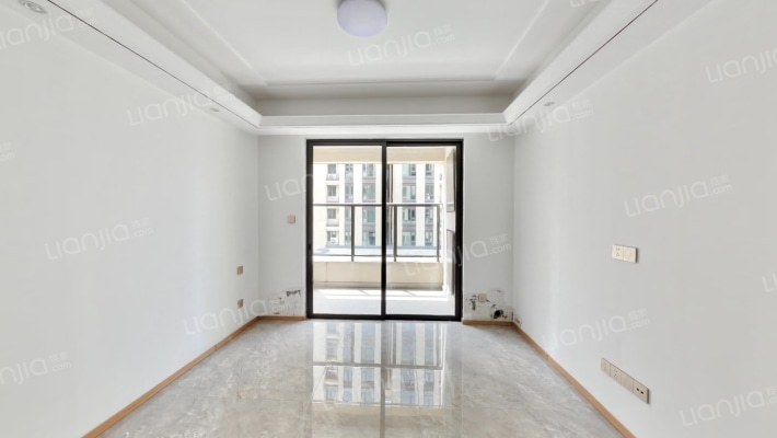 世茂帝封江A区二手房实景图