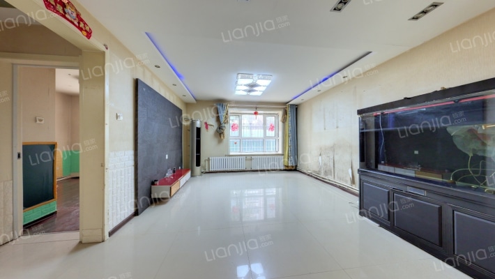 馨钻界二手房实景图