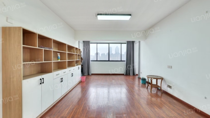 红谷现代城二手房实景图