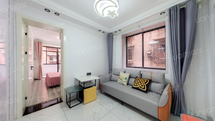 西书院社区健身楼院二手房实景图