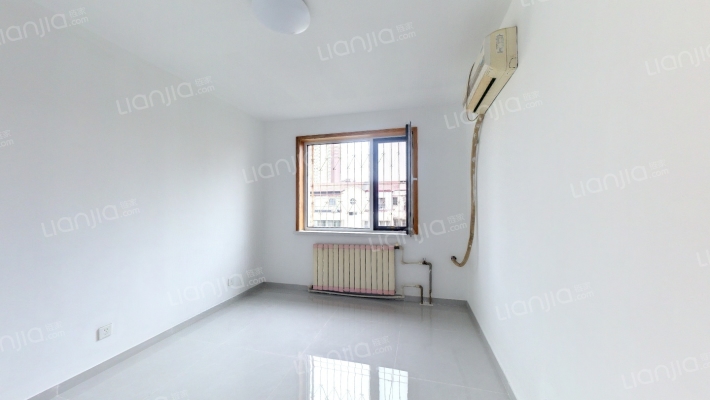 嘉泰花园二手房实景图