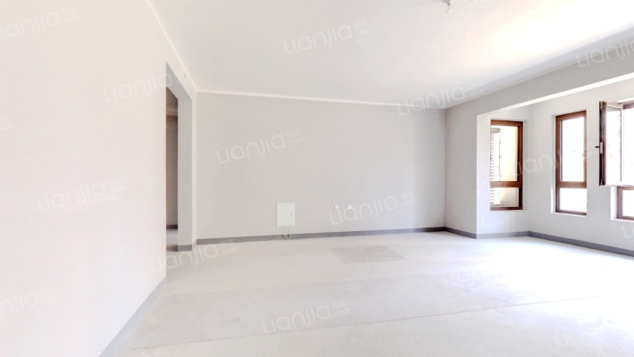 颂景苑二手房实景图