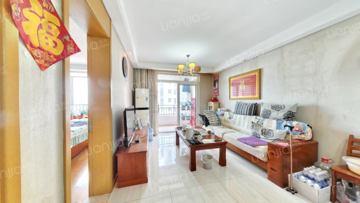 市南金茂湾一期二手房实景图