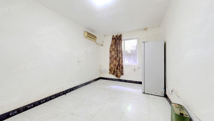 双林路136号二手房实景图