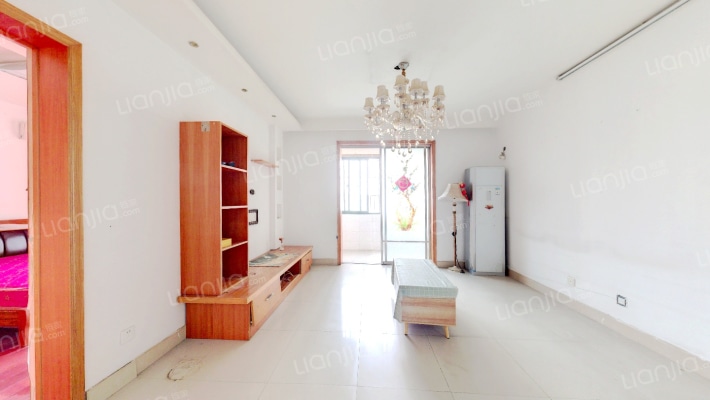 中房名城二手房实景图