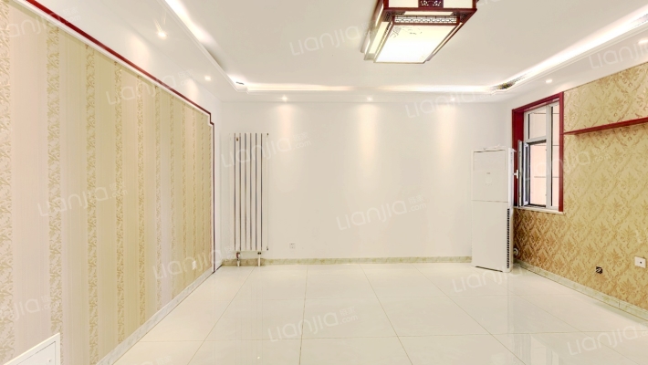 新奥花园二手房实景图