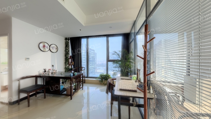 中储广场二手房实景图