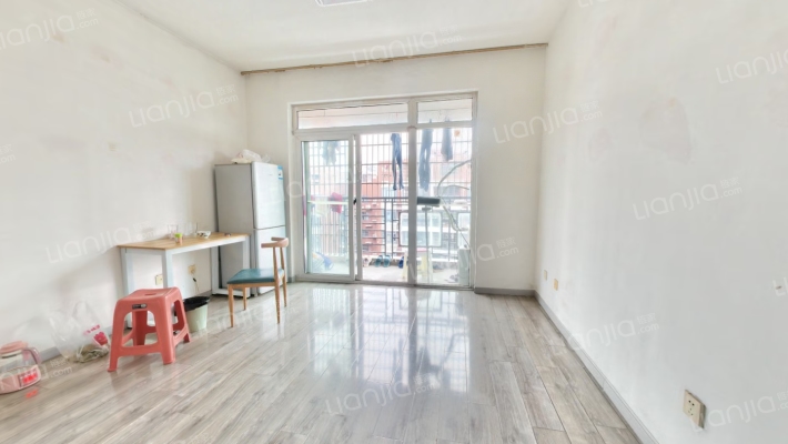 桂林萃岛北区二手房实景图