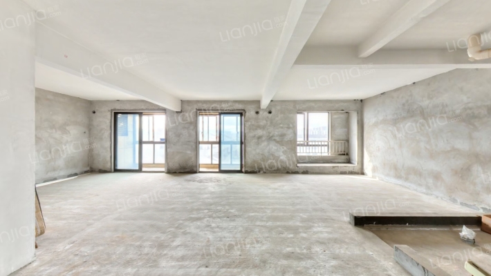 富鸿嘉园二手房实景图