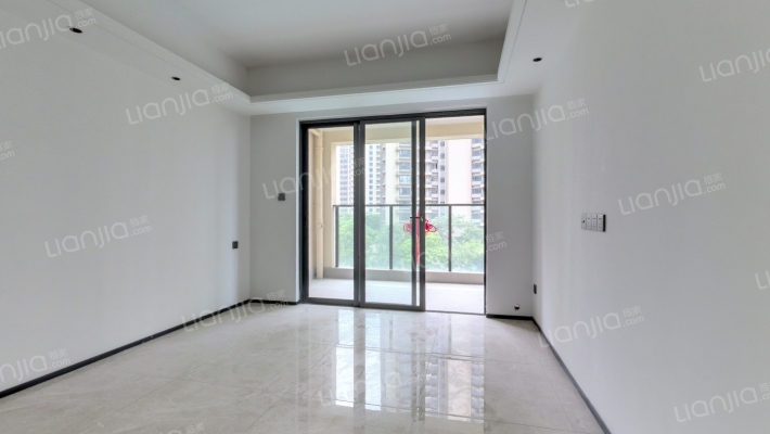 水岸君悦东方二手房实景图