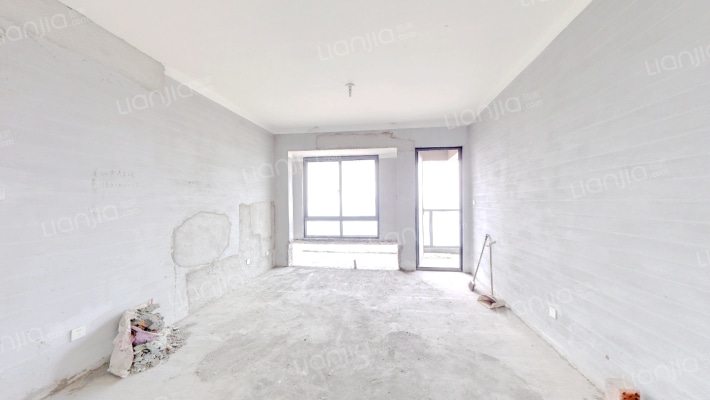 多彩城二手房实景图