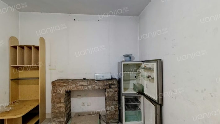 鸿福巷14号二手房实景图