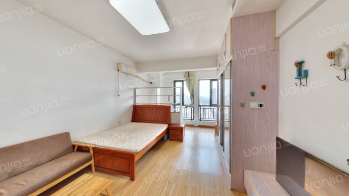 万象凯旋湾二手房实景图