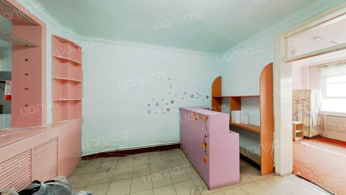 中保家属楼二手房实景图