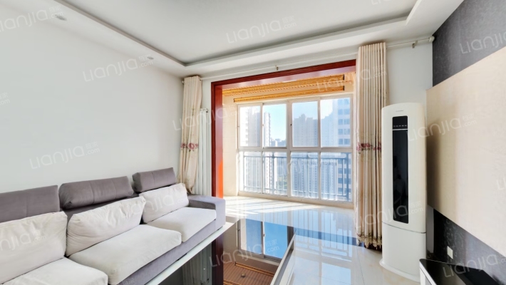 美的城二手房实景图