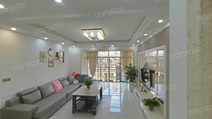 山水华庭二手房实景图