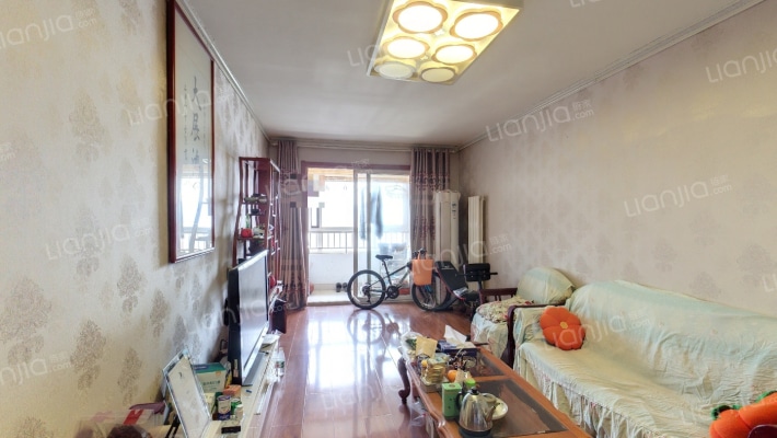 隆悦花园二手房实景图