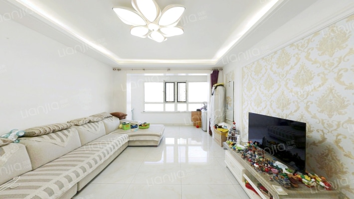 绿荫芳邻二手房实景图