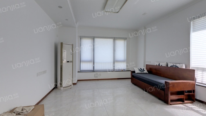 宝龙公寓二手房实景图