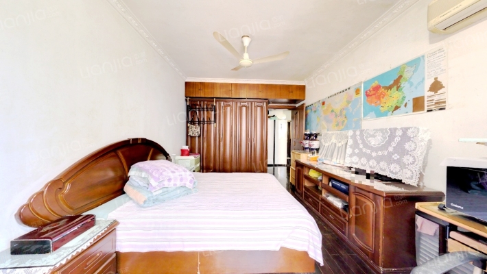 浦三小区二手房实景图