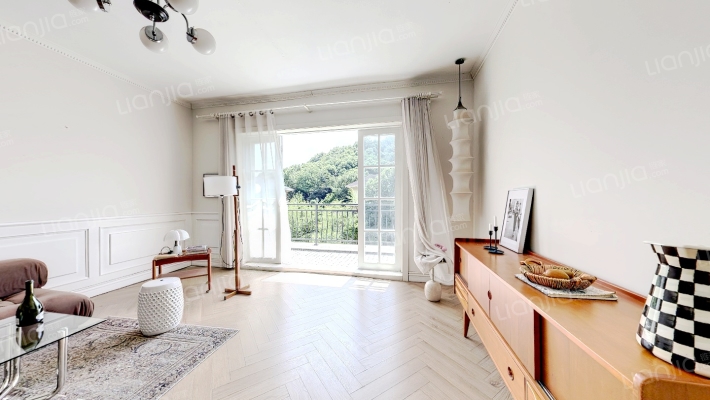 九龙山庄二手房实景图