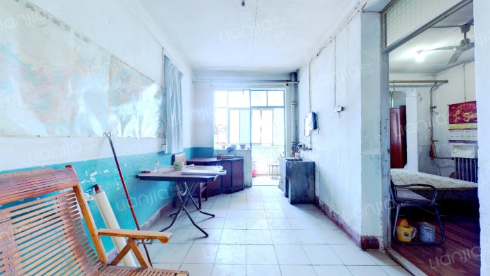 东三小区二手房实景图