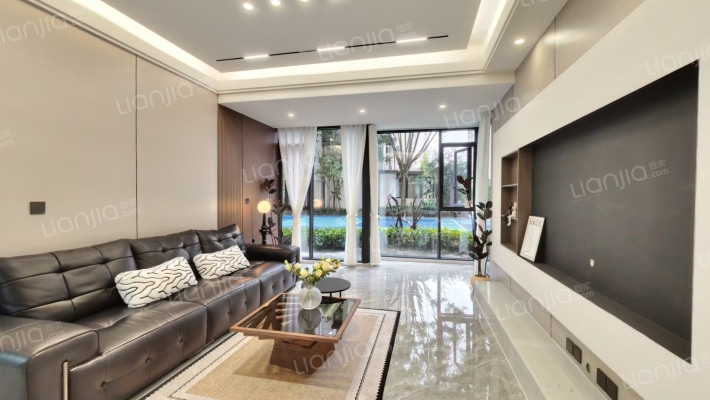 雍锦堰府二手房实景图