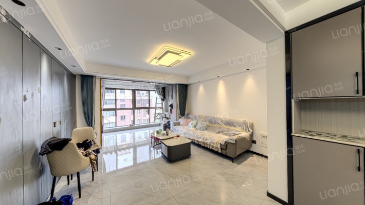 朗诗万都玲珑樾二手房实景图