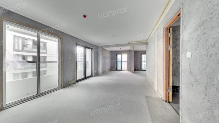 世茂国风源赋二手房实景图